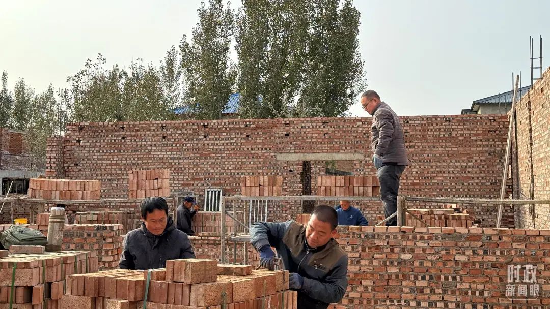 习近平在河北涿州考察灾后恢复重建工作！现场照片&gt;&gt;9243 作者:观天下事 帖子ID:261759 习近平,河北,涿州,考察,恢复